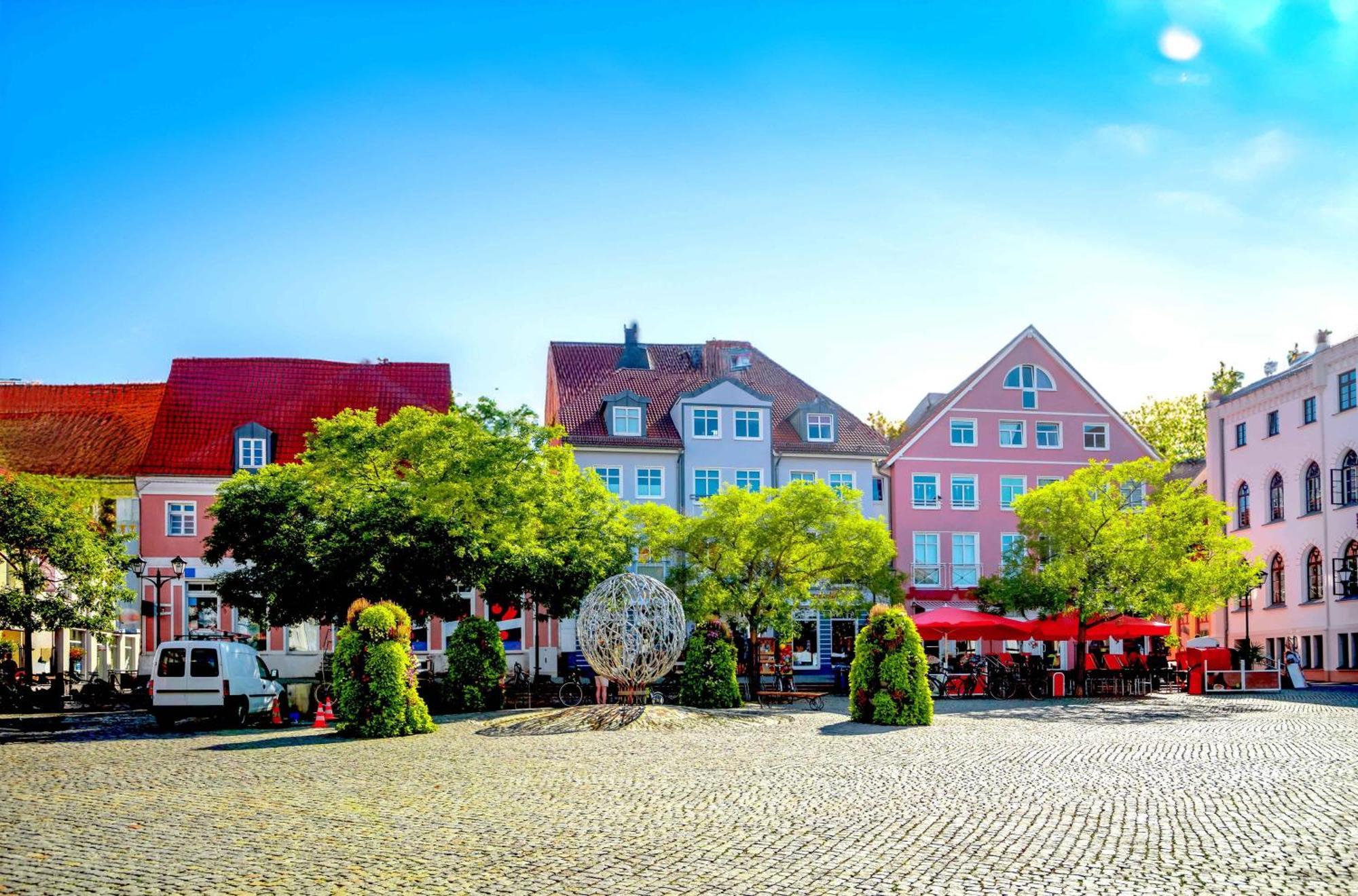 Müritzwind in der Warener Altstadt Waren  Exterior foto